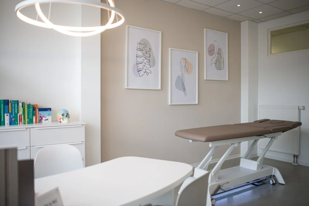 OSTEMA Behandlungsraum in Bensheim PR